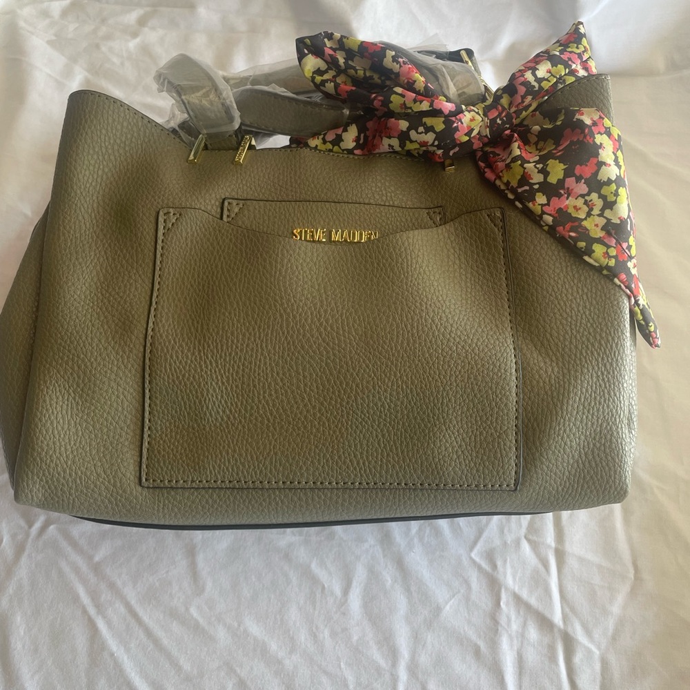 Steve Madden BParker Purse with Scarf Olive green